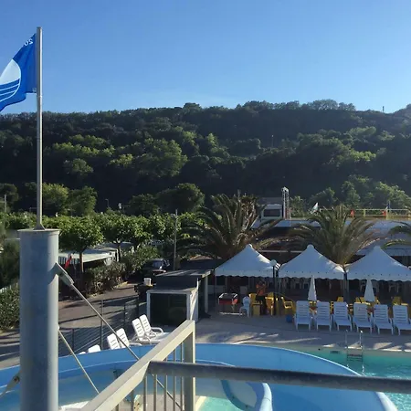 Hotell Girasole Eco Family Village Fermo