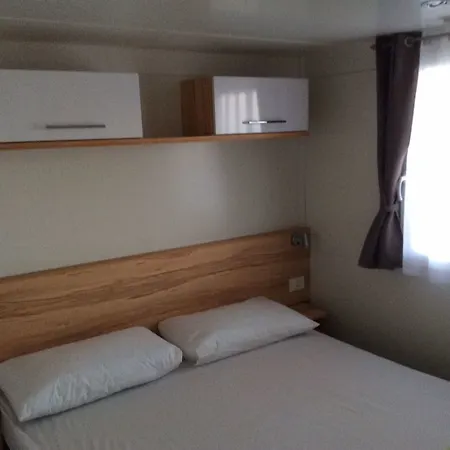 Girasole Eco Family Village 호텔 페르모